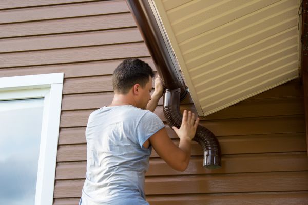 Cost of Porch Gutter Repair in Simpsonville