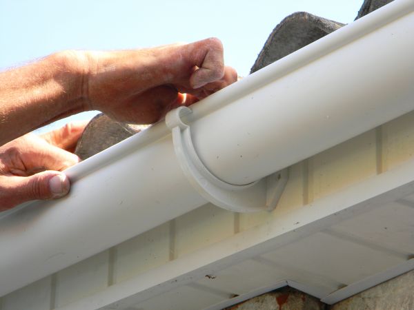 Plastic Gutter Repair in Simpsonville